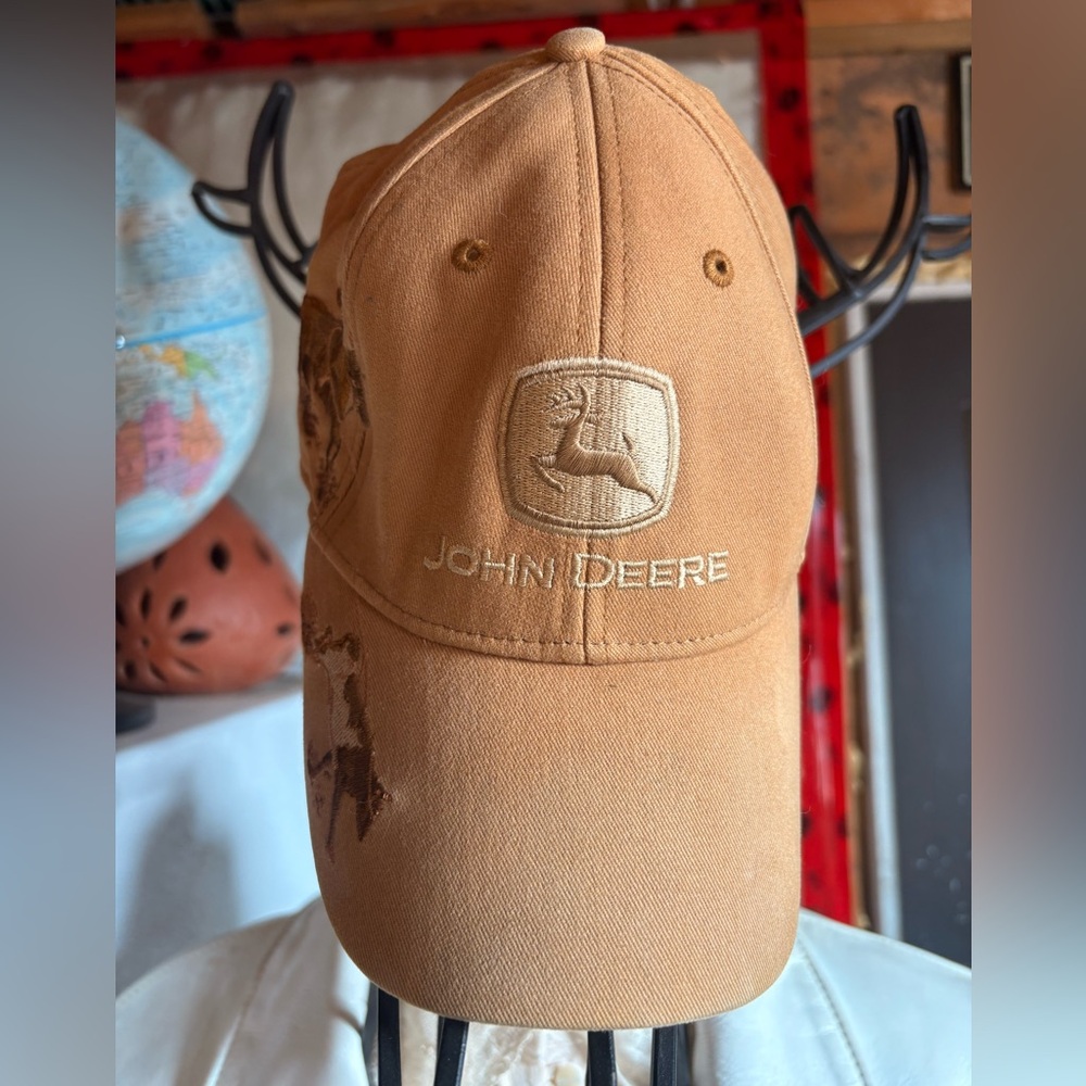John Deere hat